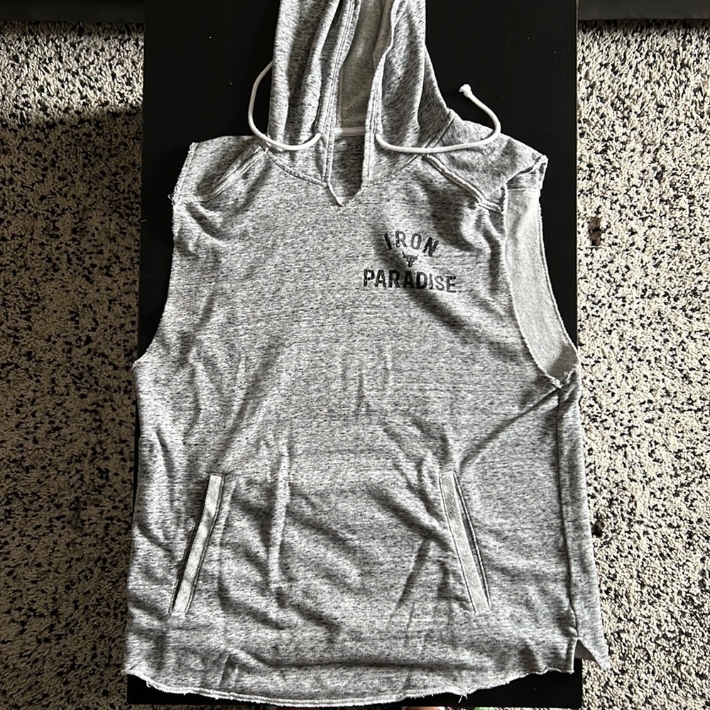 Project rock sleeveless hoodie